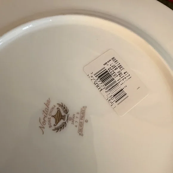 NWT Noritake Silver Palace 9” Accent Plate Set of 3
